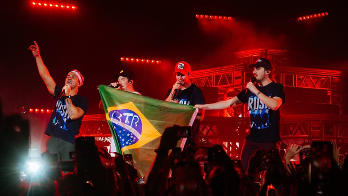 Big Time Rush entrega nostalgia em 2h de show da "Forever Tour"