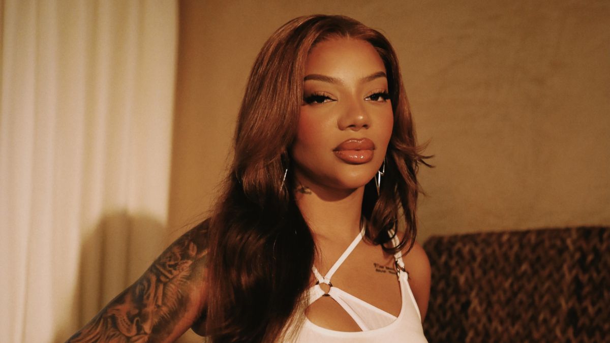 Ludmilla é destaque na Rolling Stone US, apontada como “Next Big Thing” da música. Cantora fala sobre novo álbum.