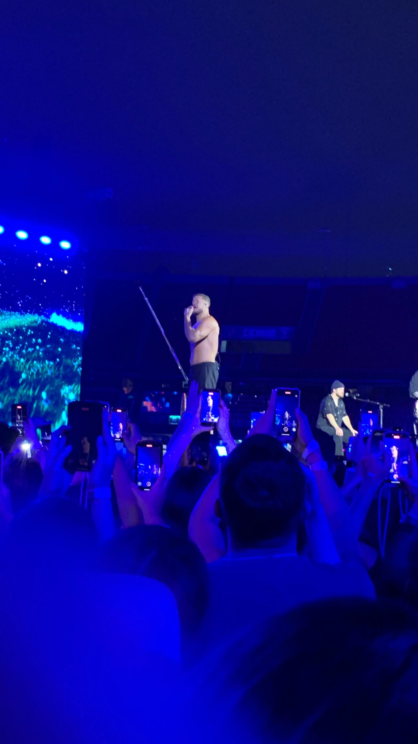Imagine Dragons anima o público paulista em show lotado no Morumbis