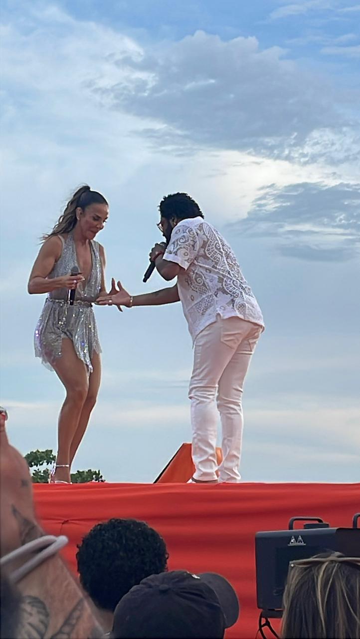 Ivete Sangalo faz o Rio vibrar com "Ivete Clareou"; confira