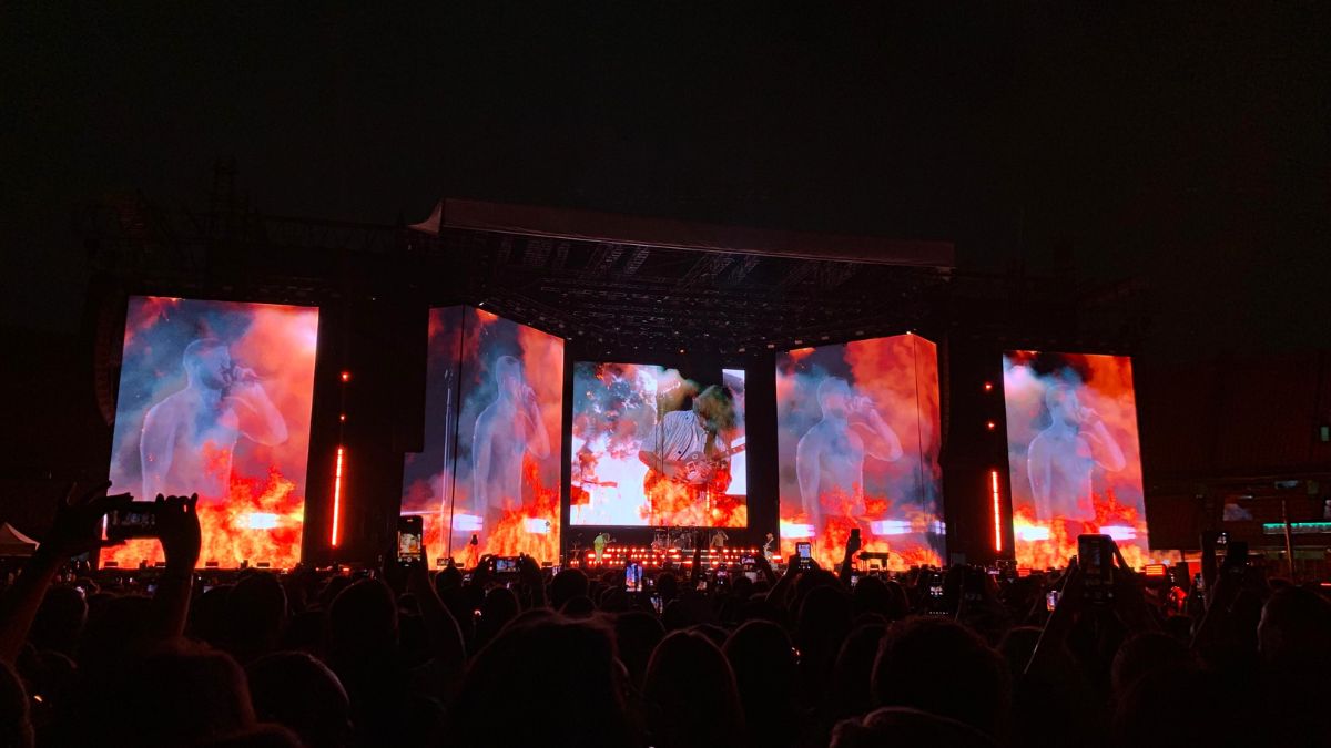 Imagine Dragons anima o público paulista em show lotado no Morumbis