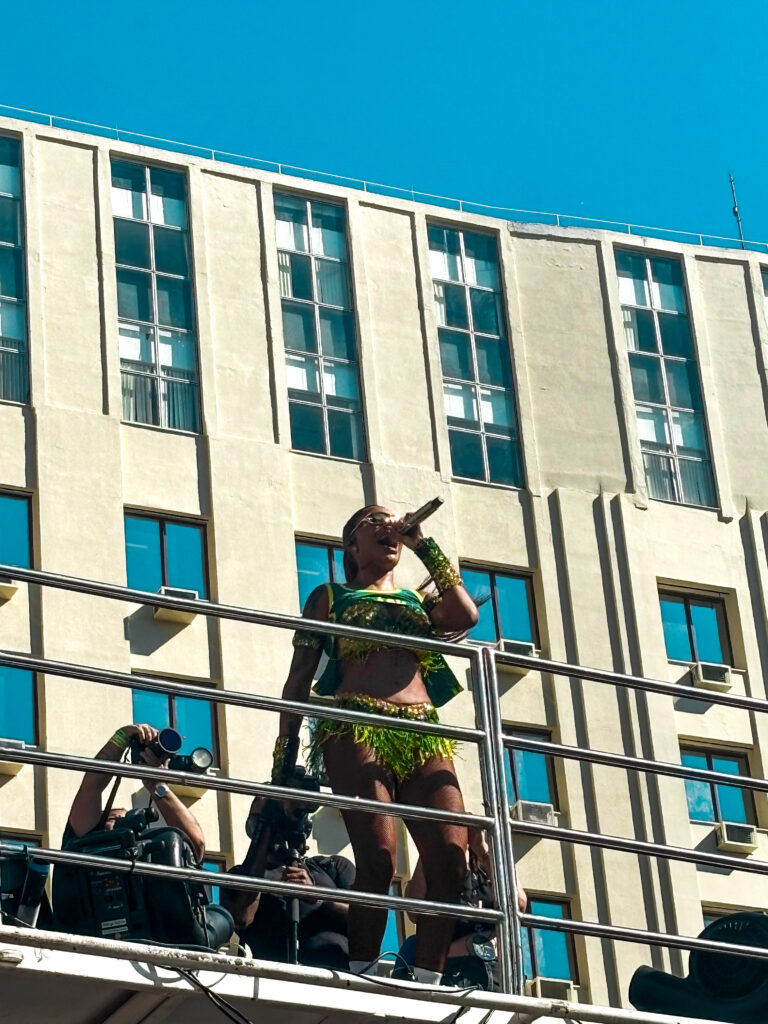 Ludmilla arrasta mais de 1 milhão de pessoas no Rio com o "Fervo da Lud"; veja fotos