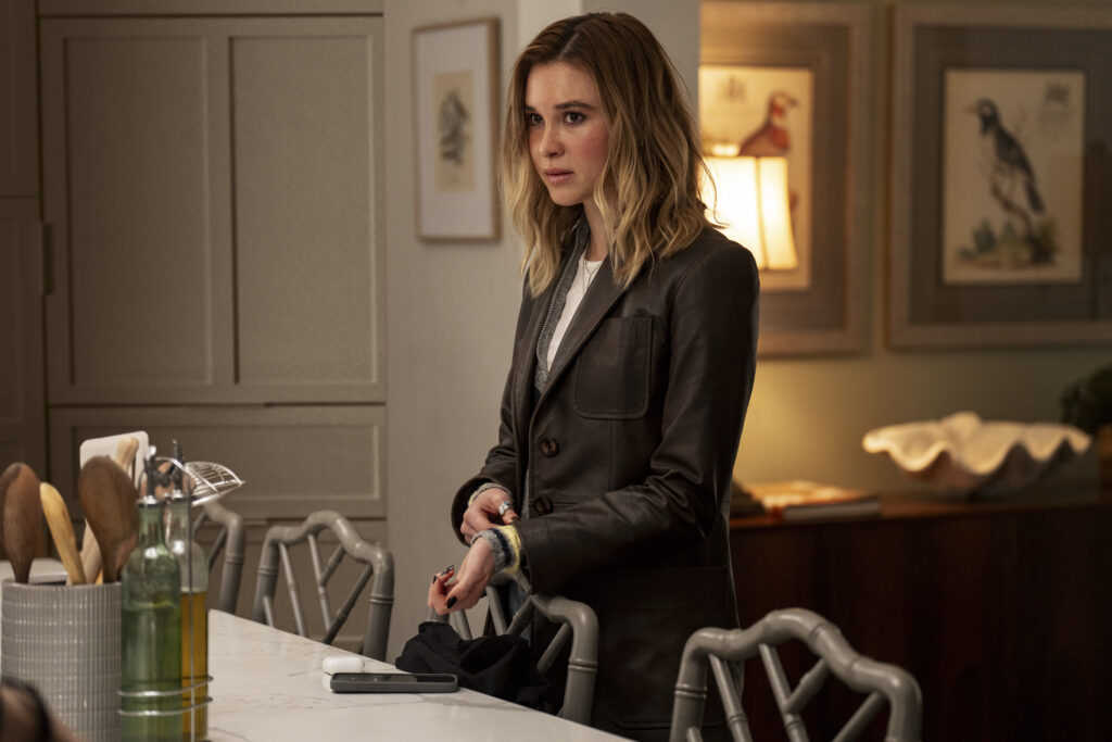 Isabel May como Tatum em Pânico 7 - Reprodução/Paramount Pictures Brasil