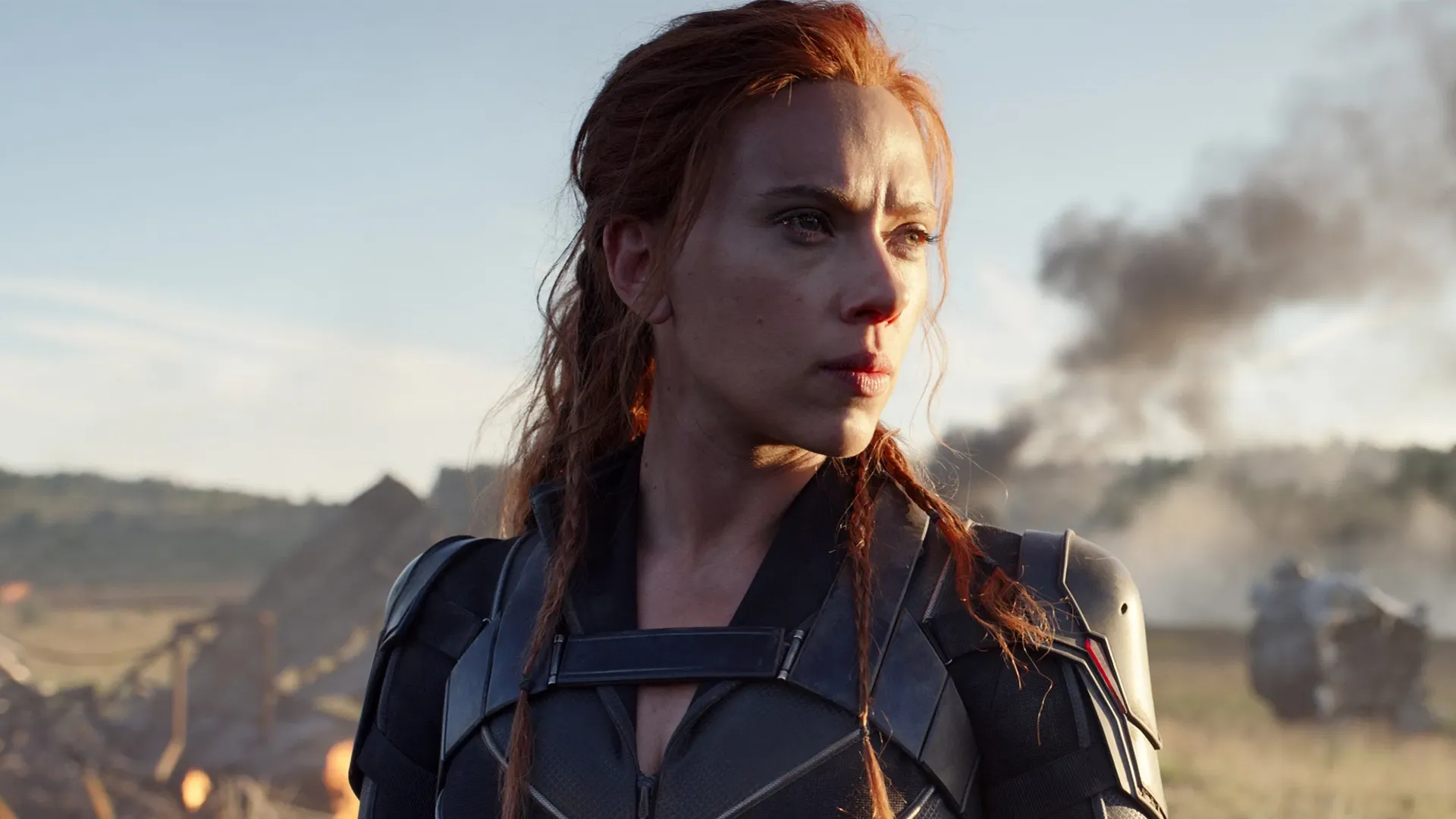 Scarlett Johansson em cena de Viuva Negra, da Marvel Studios