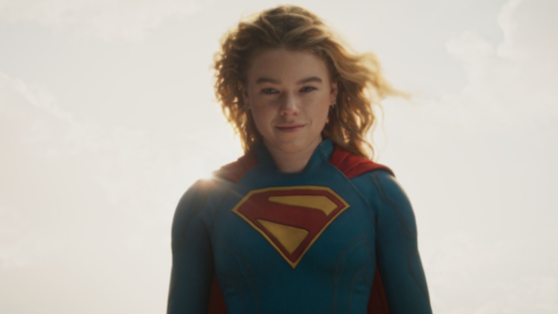 Foto de Milly Alock como Supergirl